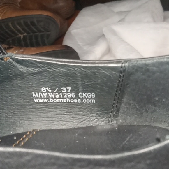 Born black women's heels size 6.5 - Picture 9 of 11